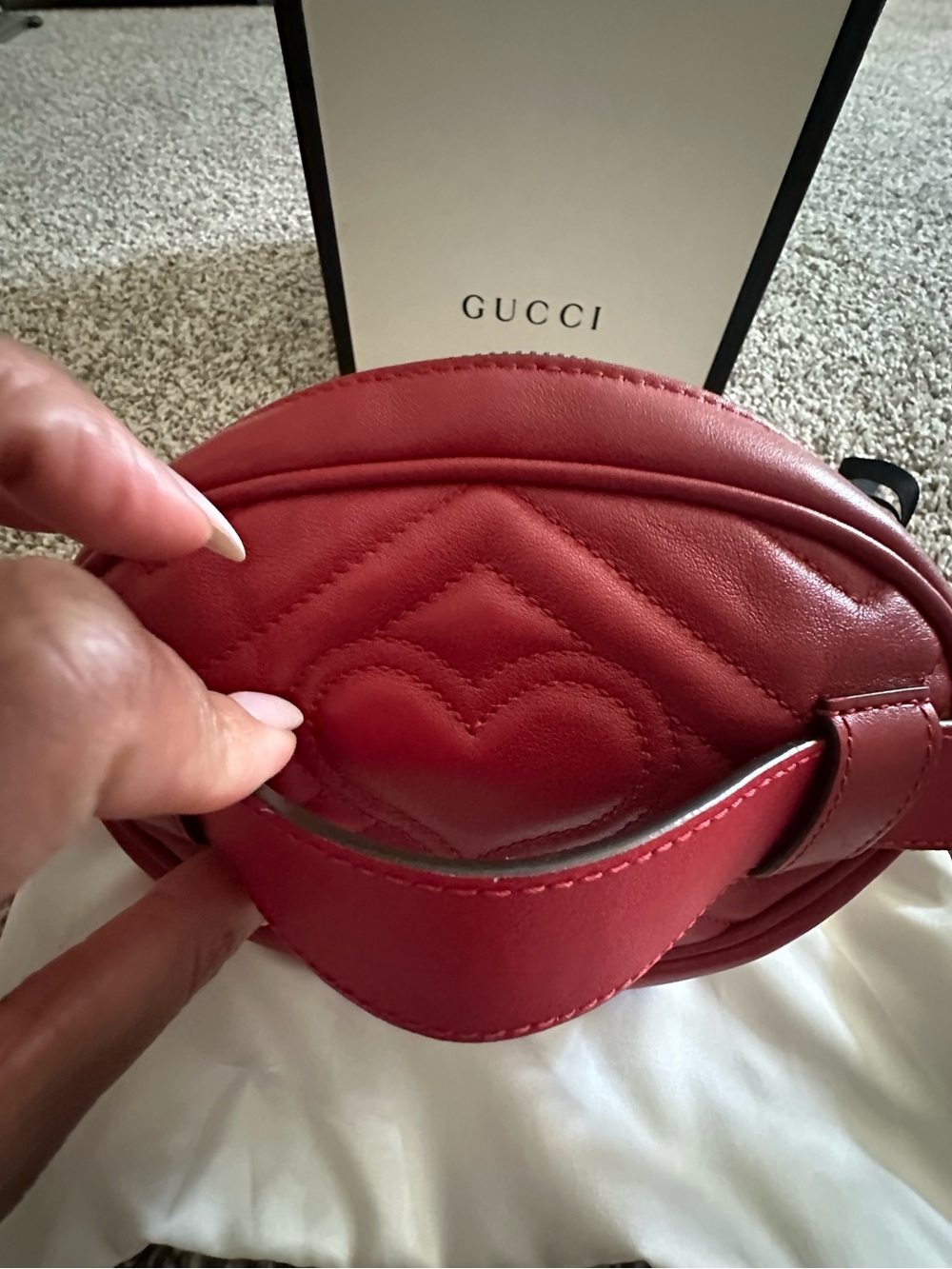 Gucci GG Marmont Matelassé Leather Belt Bag; Color Red; Very Good Condition - Picture 10 of 11